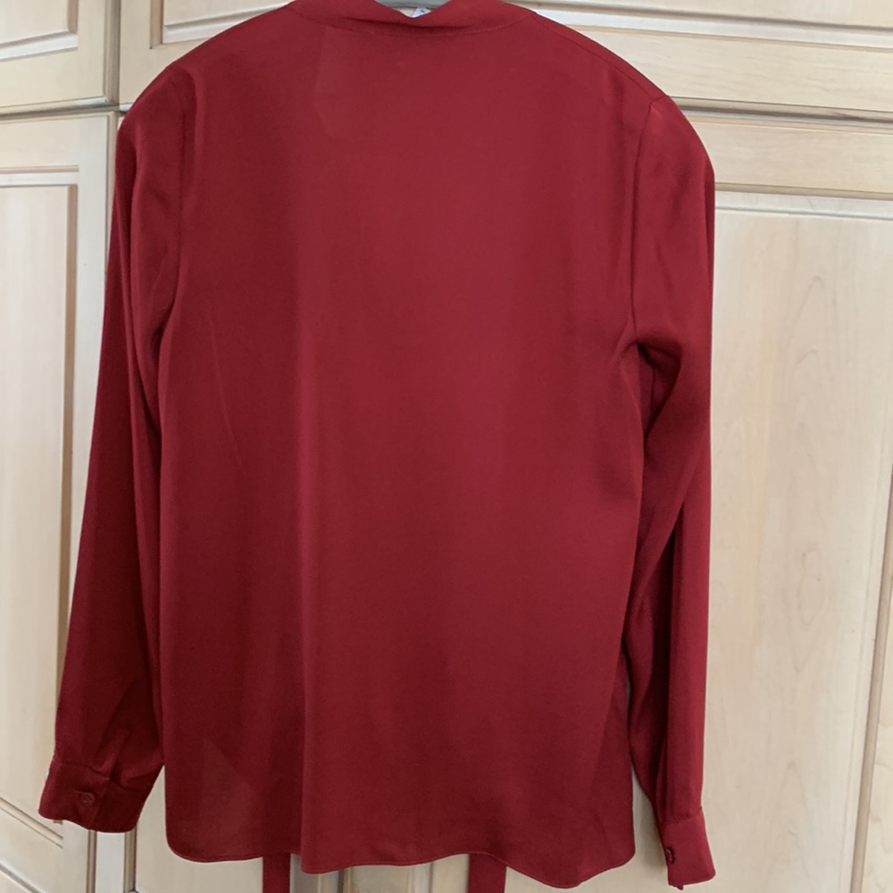 BCBG blouse - Picture 4 of 4